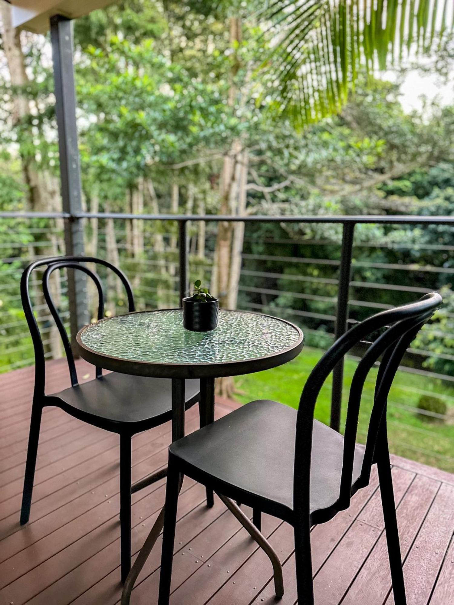 Hotel On Obi Maleny Exterior foto